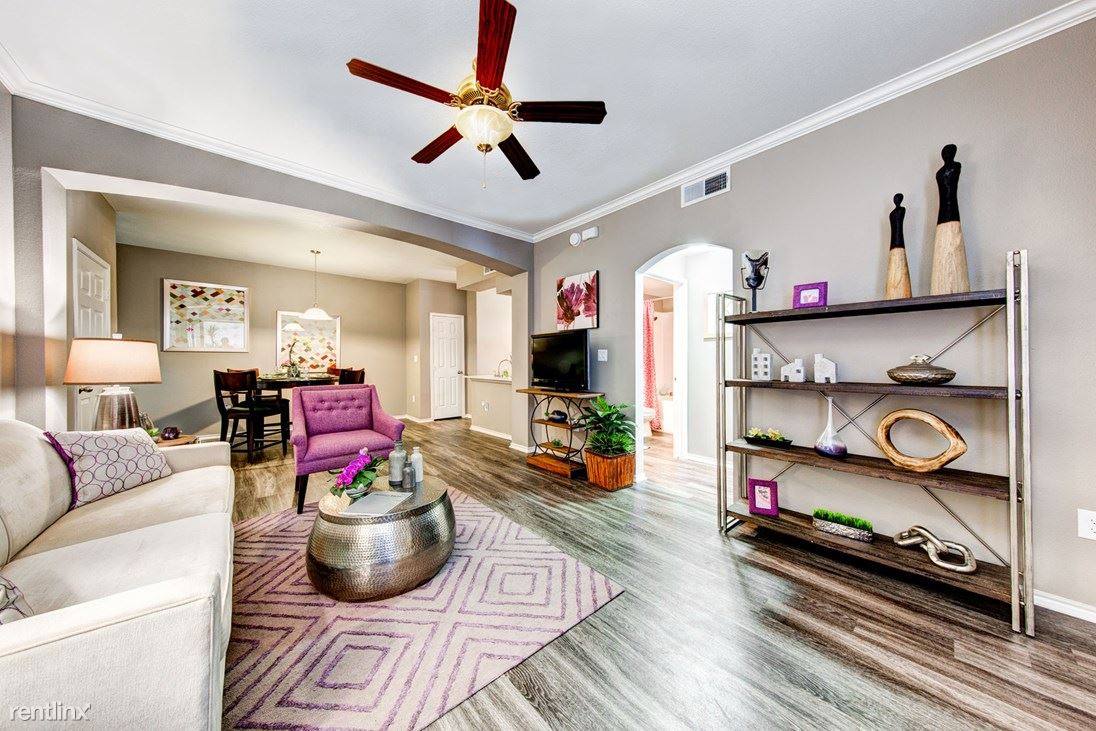 900 A W Grimes, Round Rock, TX 78664