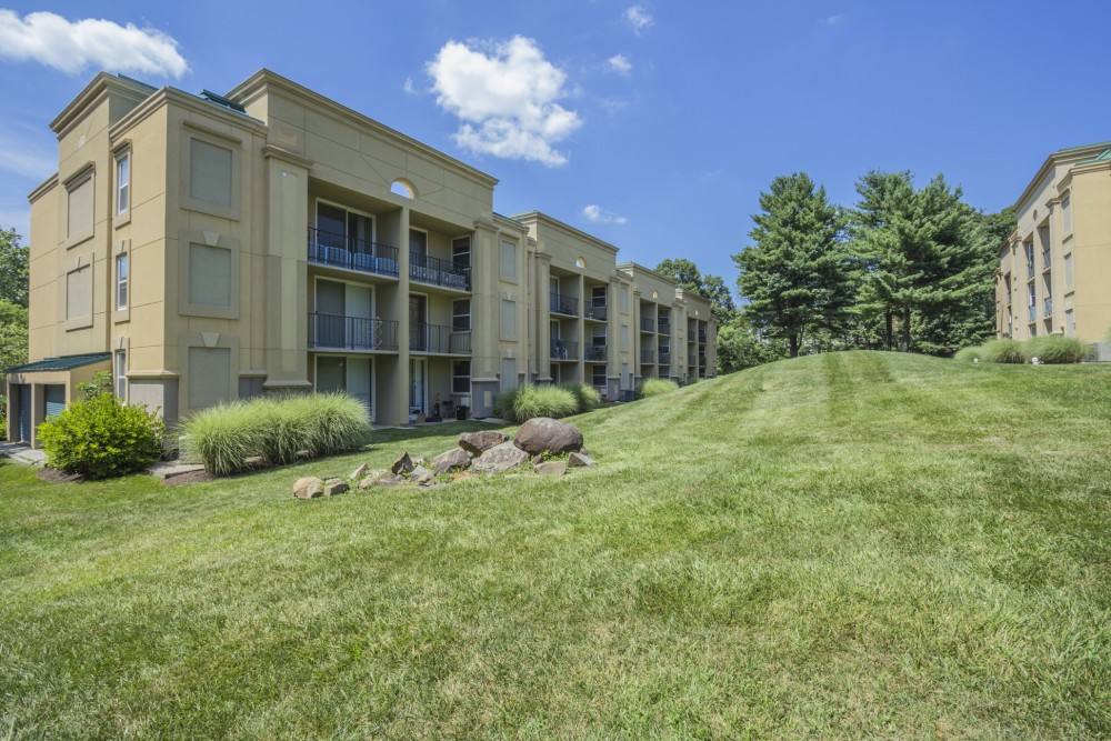 Apartment for rent at Stuart Woods, 140 Laurel Way, Herndon, VA 20170