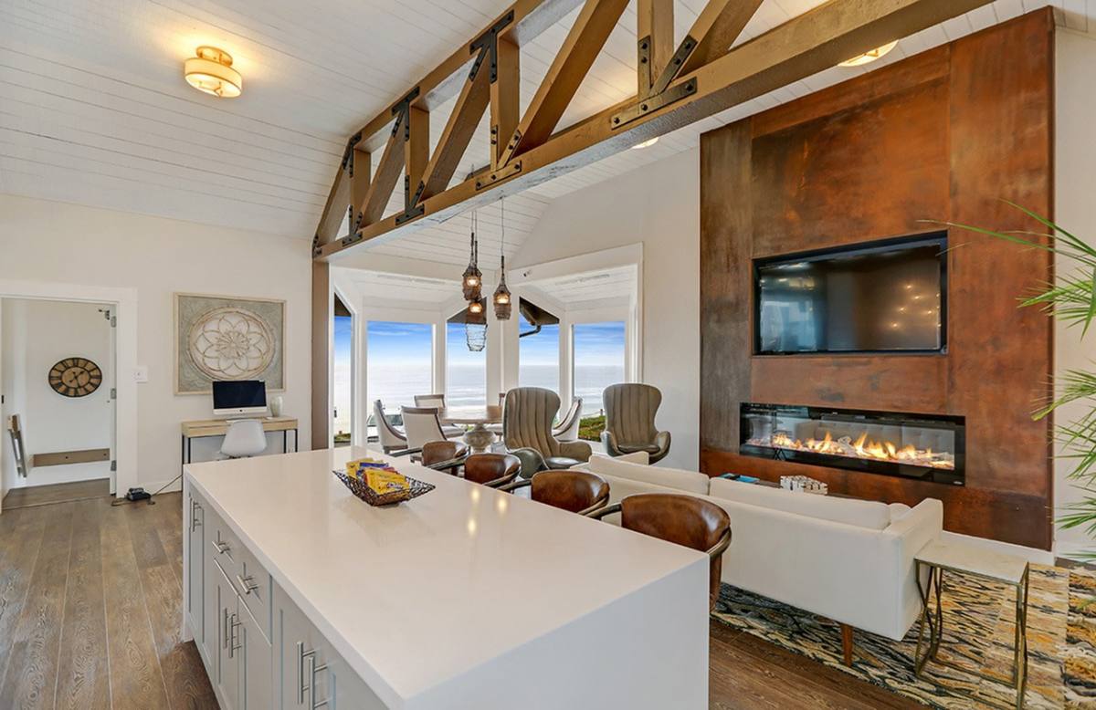 Apartment for rent at Oceanaire Apartment Homes, 100 Esplanade Ave, Pacifica, CA 94044