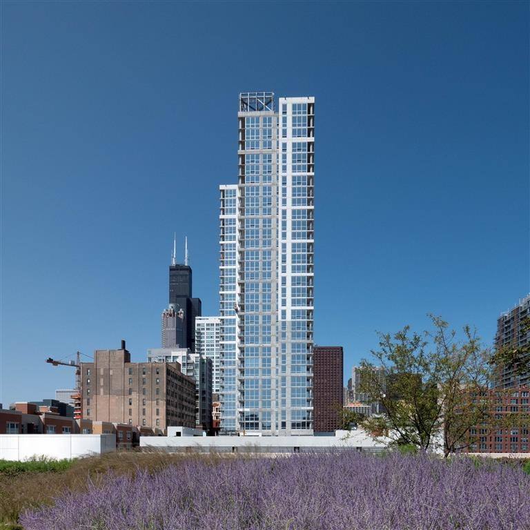 Apartment for rent at Alta Roosevelt, 801 S Financial Place, Chicago, IL 60607