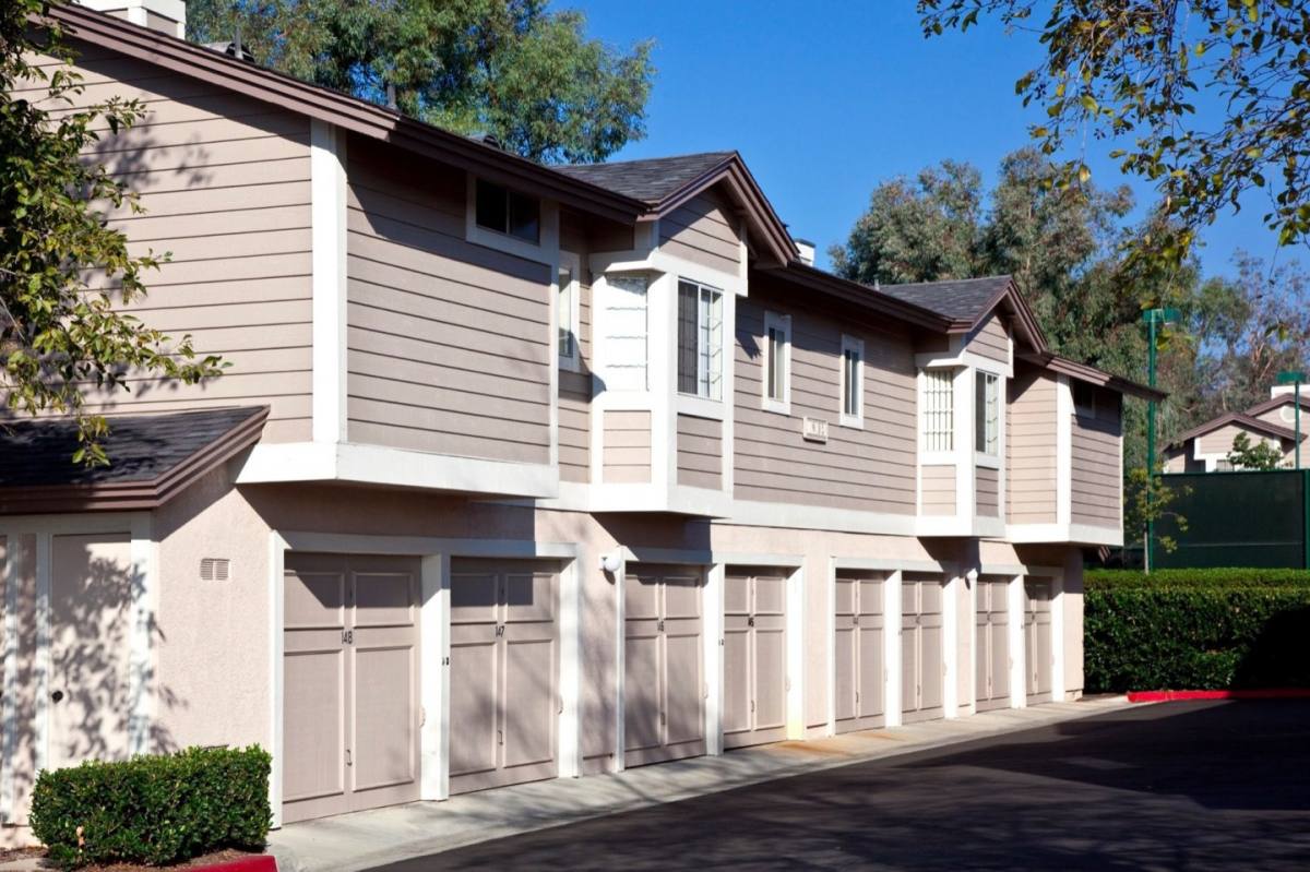 Townhouse for rent at The Highlands, 31872 Joshua Dr, Trabuco Canyon, CA 92679