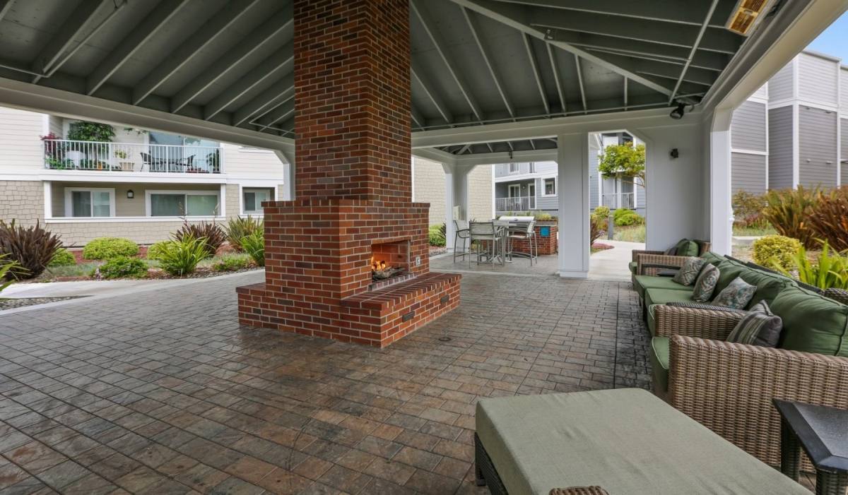Apartment for rent at Pacific Bay Vistas, 2 Pacific Bay Circle, San Bruno, CA 94066