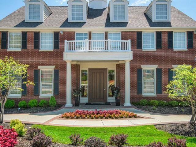 Apartment for rent at Cambridge Square, 10701 Ash St, Leawood, KS 66211