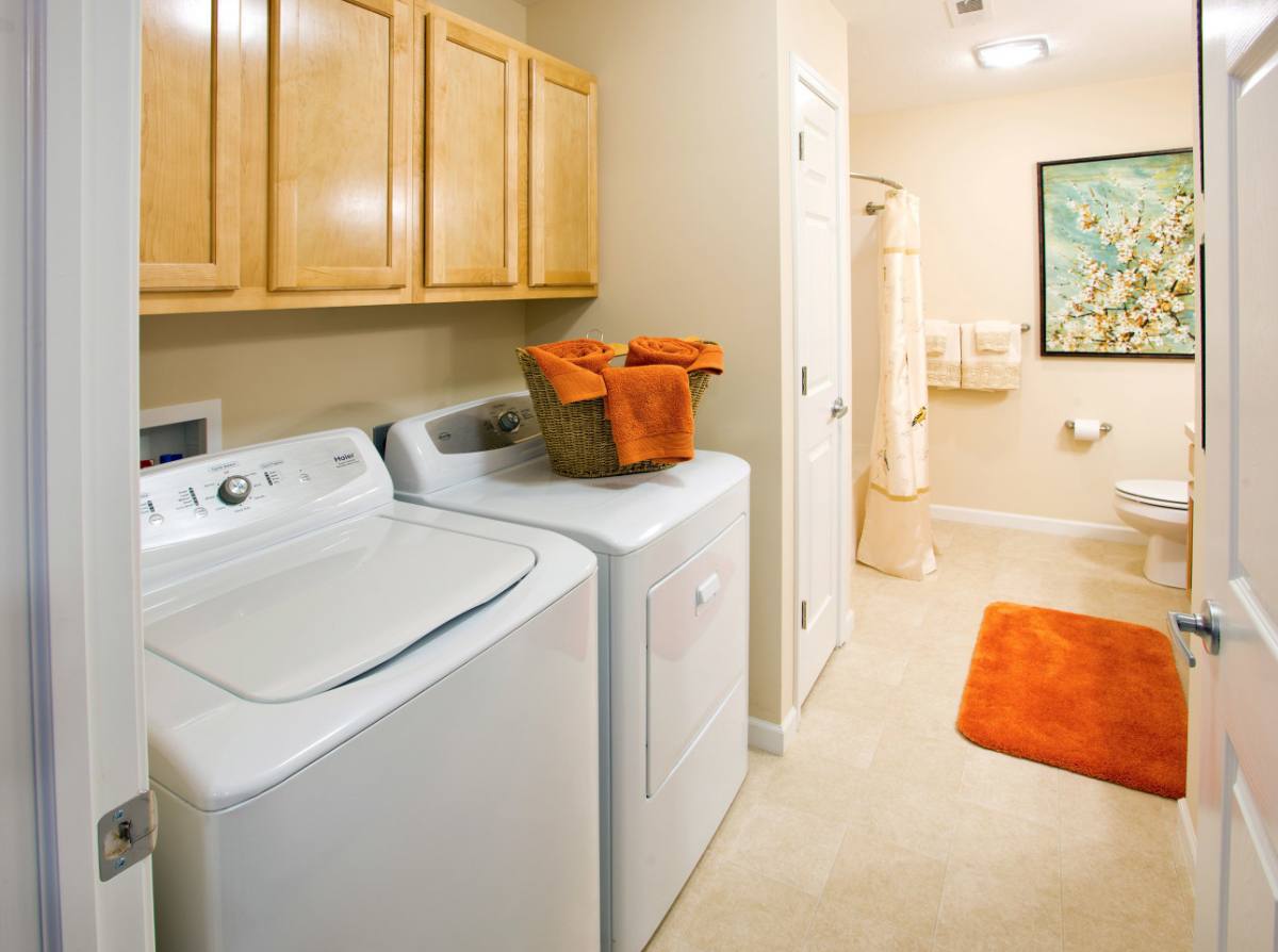 Apartment for rent at Redwood Sylvania, 3017 Coffeetree Lane, Sylvania, OH 43560