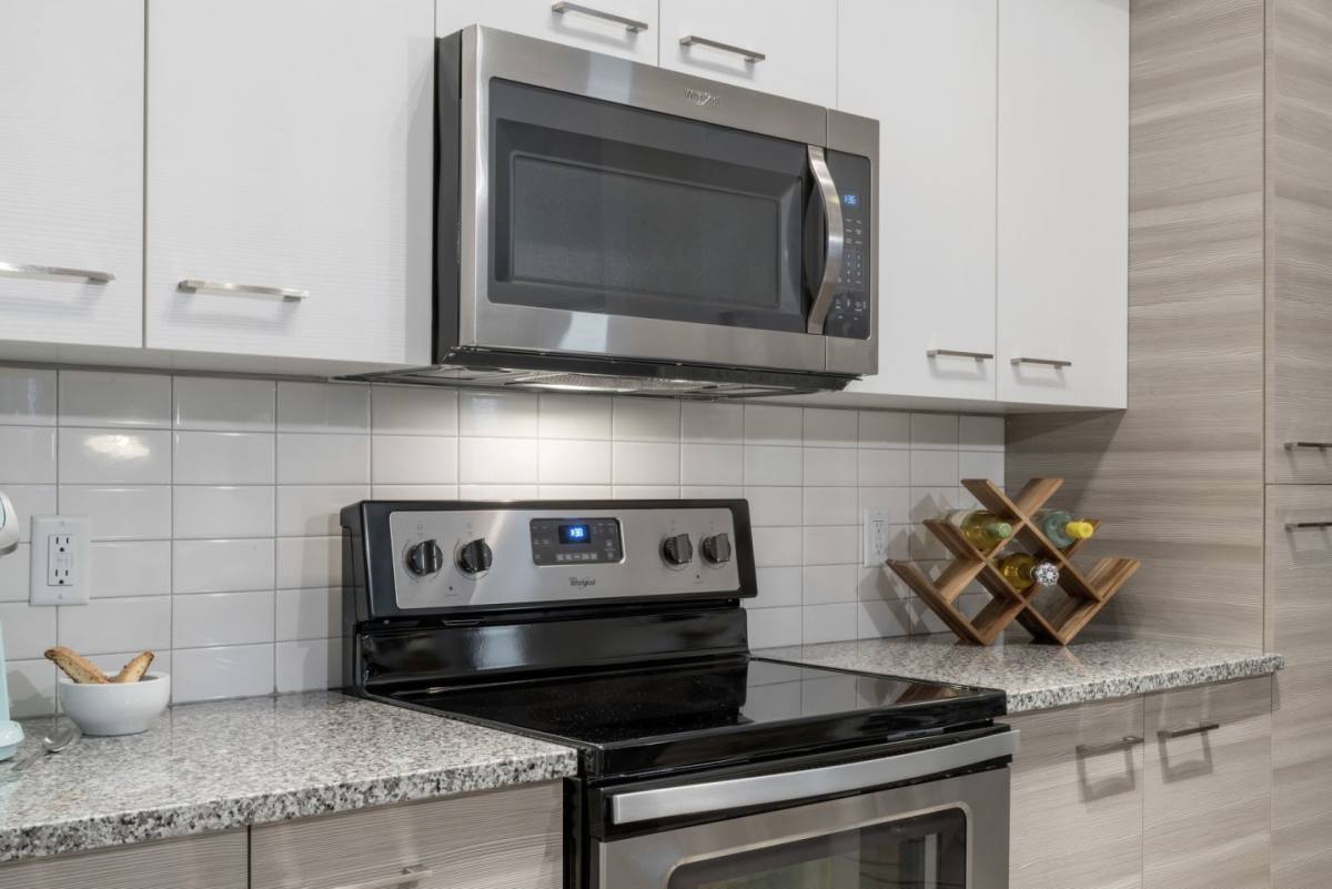 Apartment for rent at Aura Seaside, 1400 S Dixie Highway, Lake Worth, FL 33462