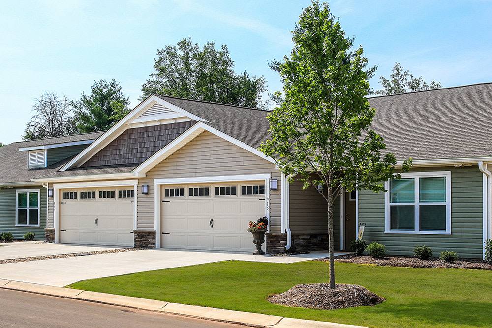 Apartment for rent at Redwood Union Township, 1252 Redleaf Dr, Batavia, OH 45103