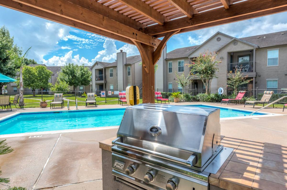 Apartment for rent at College View, 3333 Luella Blvd, La Porte, TX 77571