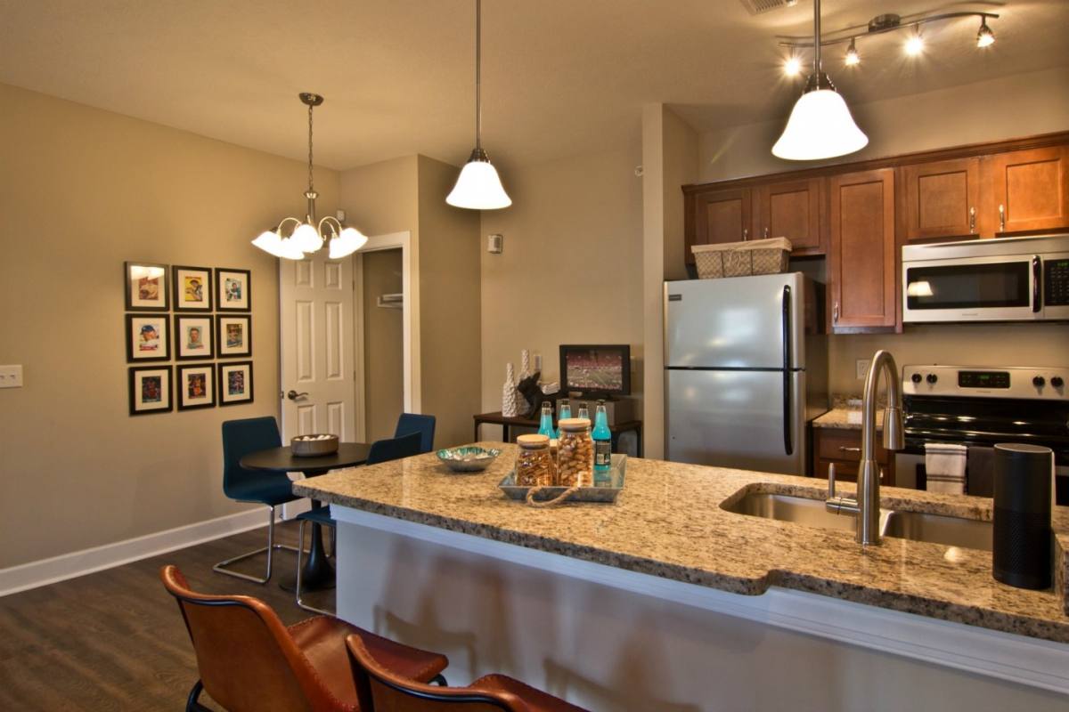 Apartment for rent at Ravines at Westar, 799 Warwick Dr, Westerville, OH 43082