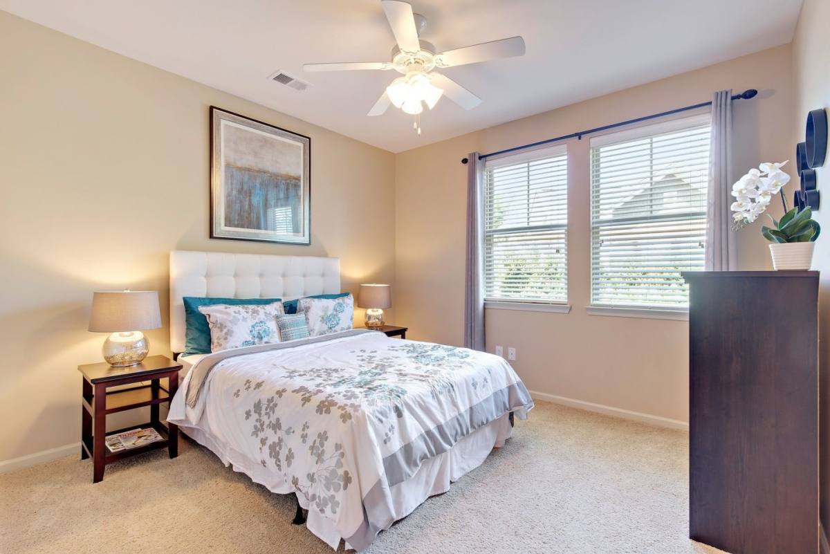 Apartment for rent at The Village at Lakeshore, 251 London Parkway, Birmingham, AL 35211