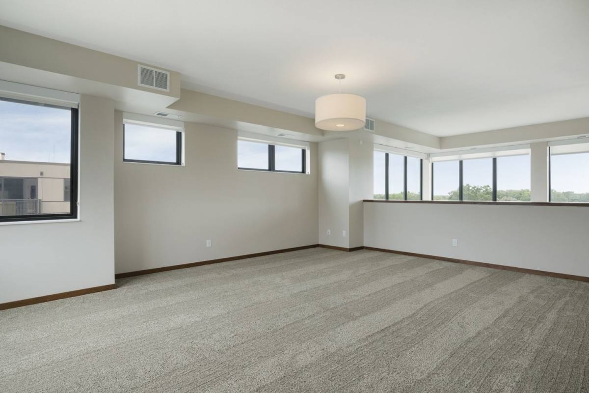 Apartment for rent at The Ellipse on Excelsior, 3920 Excelsior Blvd, Minneapolis, MN 55416