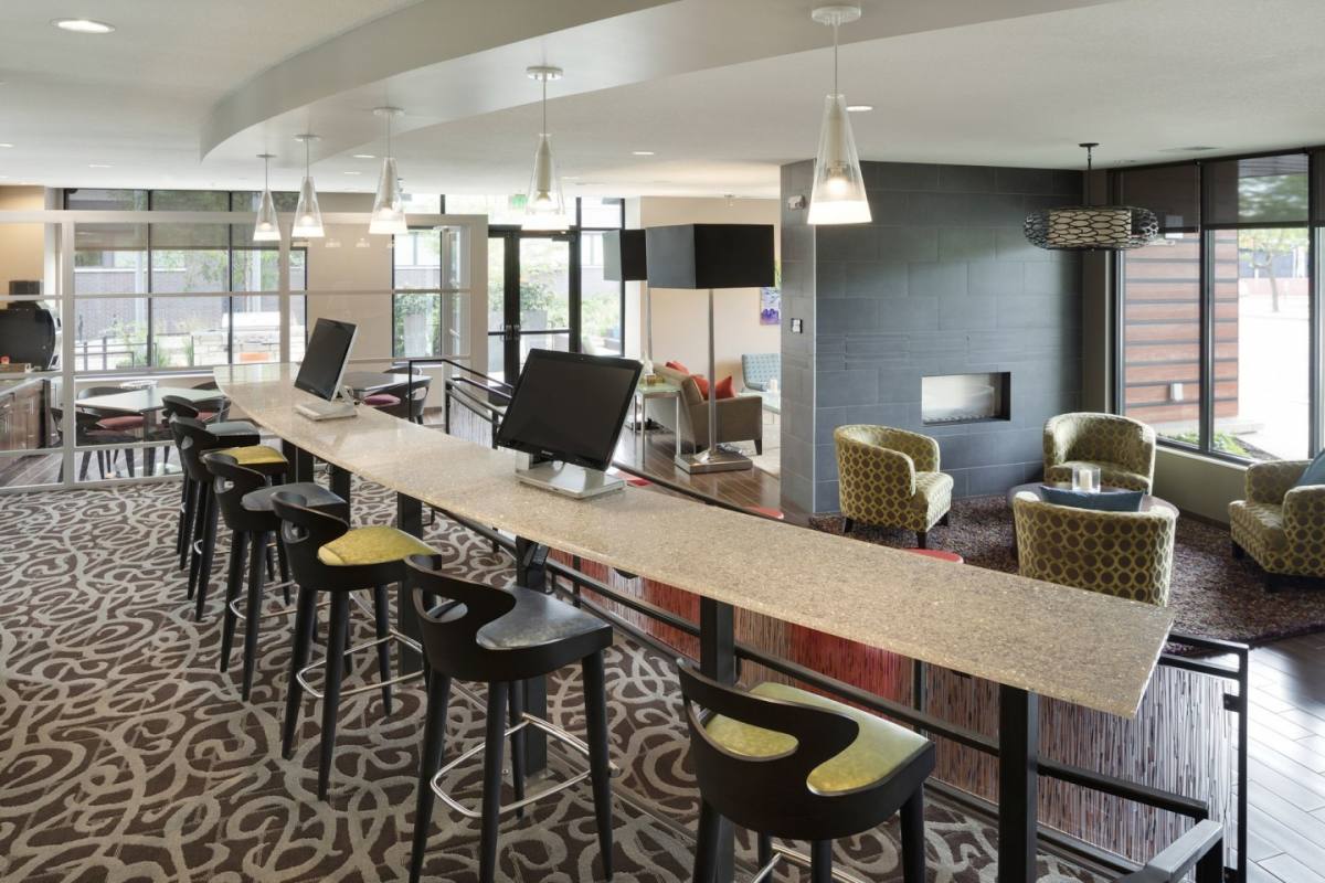 Apartment for rent at The Ellipse on Excelsior, 3920 Excelsior Blvd, Minneapolis, MN 55416