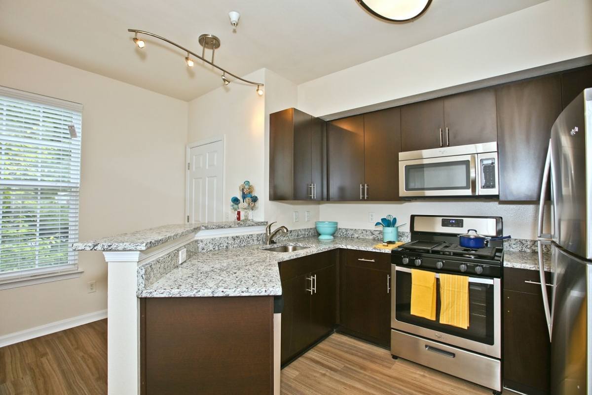 Townhouse for rent at Broadlands Luxury, 21799 Crescent Park Square, Ashburn, VA 20148
