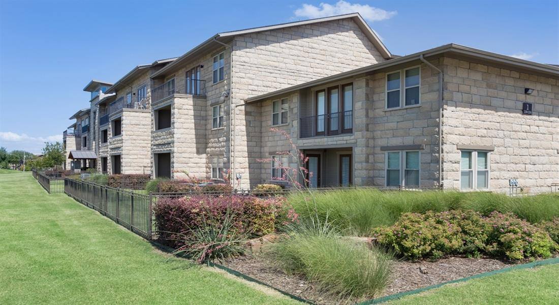 Apartment for rent at The Pradera, 851 Greenside Dr, Richardson, TX 75080