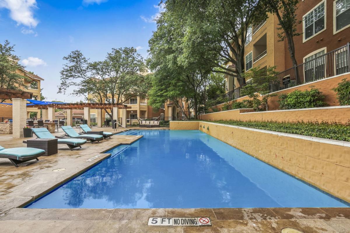 Apartment for rent at Rancho Mirage, 1200 Hidden Ridge, Irving, TX 75038