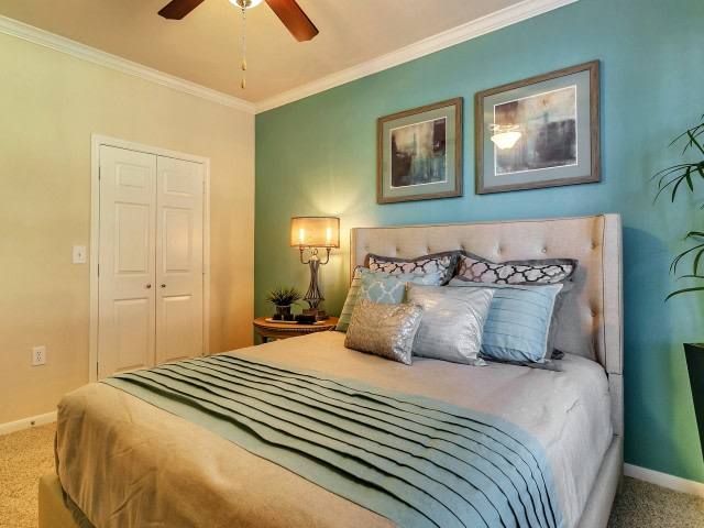 Apartment for rent at La Salle, 18725 Dallas Parkway, Dallas, TX 75287