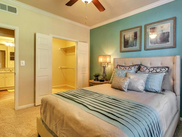 Apartment for rent at La Salle, 18725 Dallas Parkway, Dallas, TX 75287