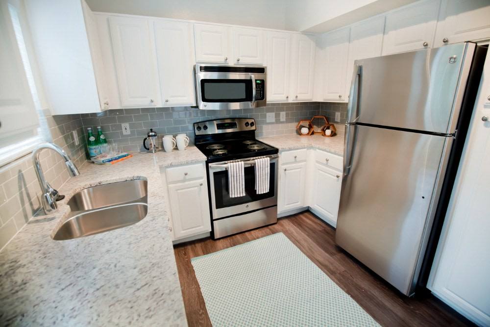 Apartment for rent at Aston at Cinco Ranch, 22400 Westheimer Parkway, Katy, TX 77450