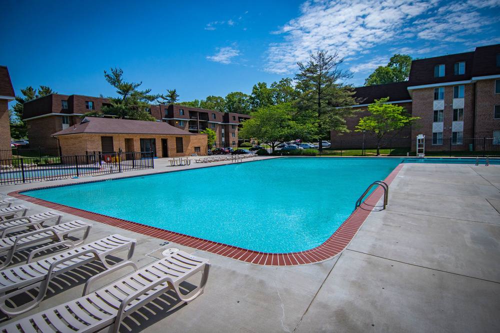Apartment for rent at Oakton Park, 3347 Willow Crescent Dr, Fairfax, VA 22030