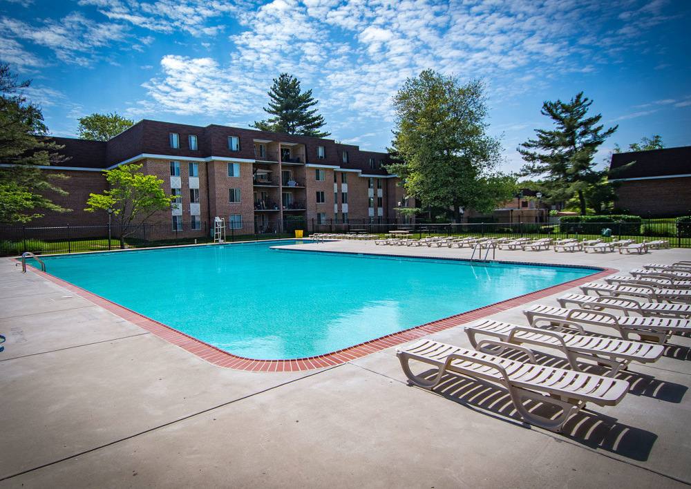 Apartment for rent at Oakton Park, 3347 Willow Crescent Dr, Fairfax, VA 22030