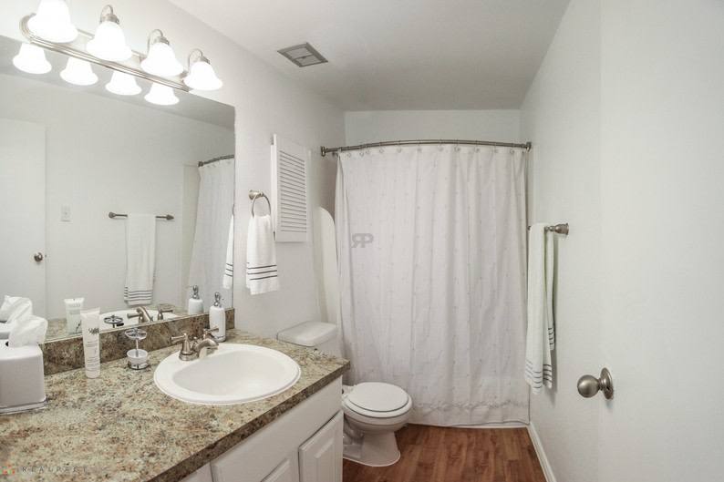 Townhouse for rent at Lakewood, 11000 Gatesden Dr, Tomball, TX 77377