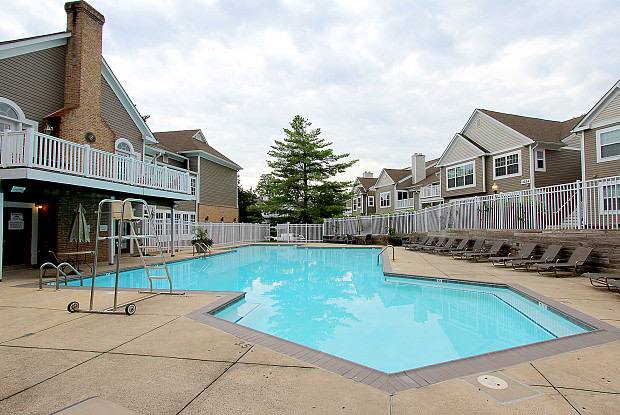Apartment for rent at The Elms at Oakton, 3223 Arrowhead Circle, Fairfax, VA 22030