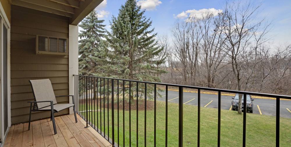 Apartment for rent at Mallard Creek, 8350 Golden Valley Rd, Minneapolis, MN 55427