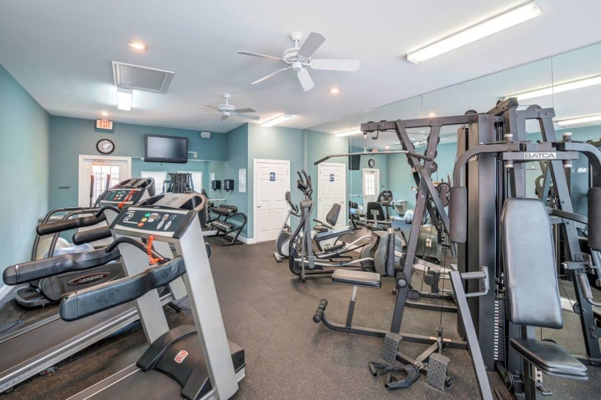 Apartment for rent at Woodland Crossing, 2590 Woodland Ave, New Bern, NC 28562