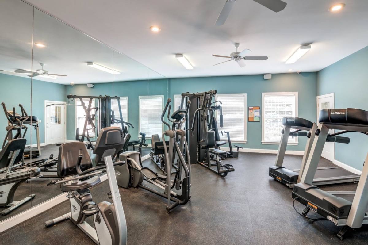 Apartment for rent at Woodland Crossing, 2590 Woodland Ave, New Bern, NC 28562