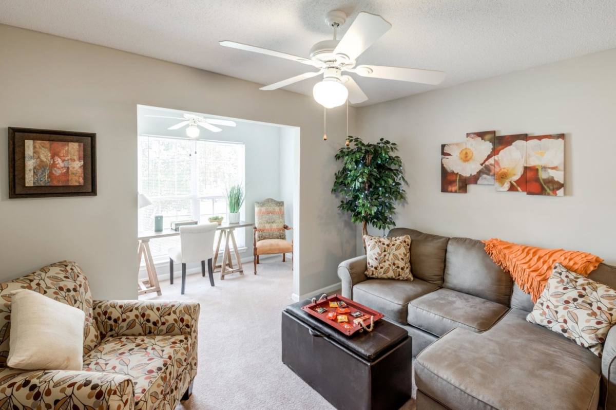 Apartment for rent at Woodland Crossing, 2590 Woodland Ave, New Bern, NC 28562