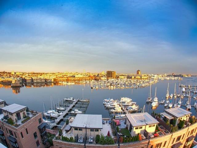 Apartment for rent at The Crescent at Fells Point, 951 Fell St, Baltimore, MD 21231