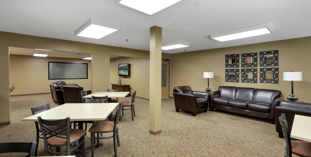 Apartment for rent at Cedars Lakeside, 2800 Rustic Place, Saint Paul, MN 55117