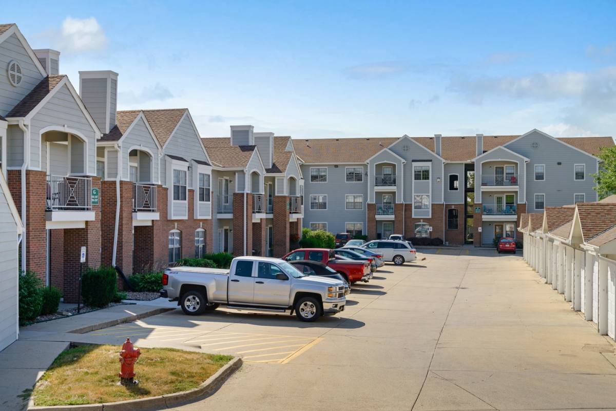 Apartment for rent at High Pointe, 1900 Cedar St, Norwalk, IA 50211