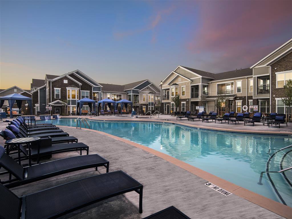 Apartment for rent at Waterford at Southlands, 24631 E Applewood Dr, Aurora, CO 80016