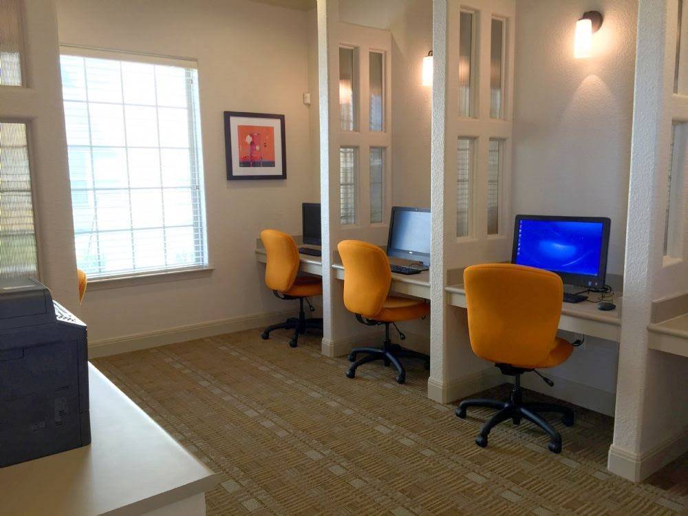 Apartment for rent at Lookout Hollow, 16505 Lookout Rd, Schertz, TX 78154