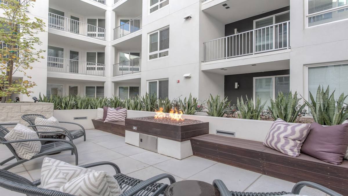 Apartment for rent at Modera Glendale, 600 N Central Ave, Glendale, CA 91203