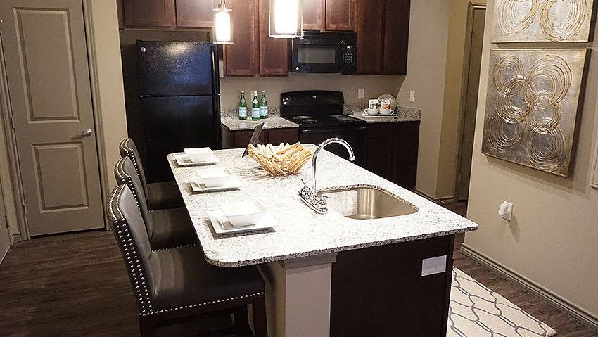 Apartment for rent at The Legend Apartment Homes, 2400 Corporation Parkway, Woodway, TX 76712