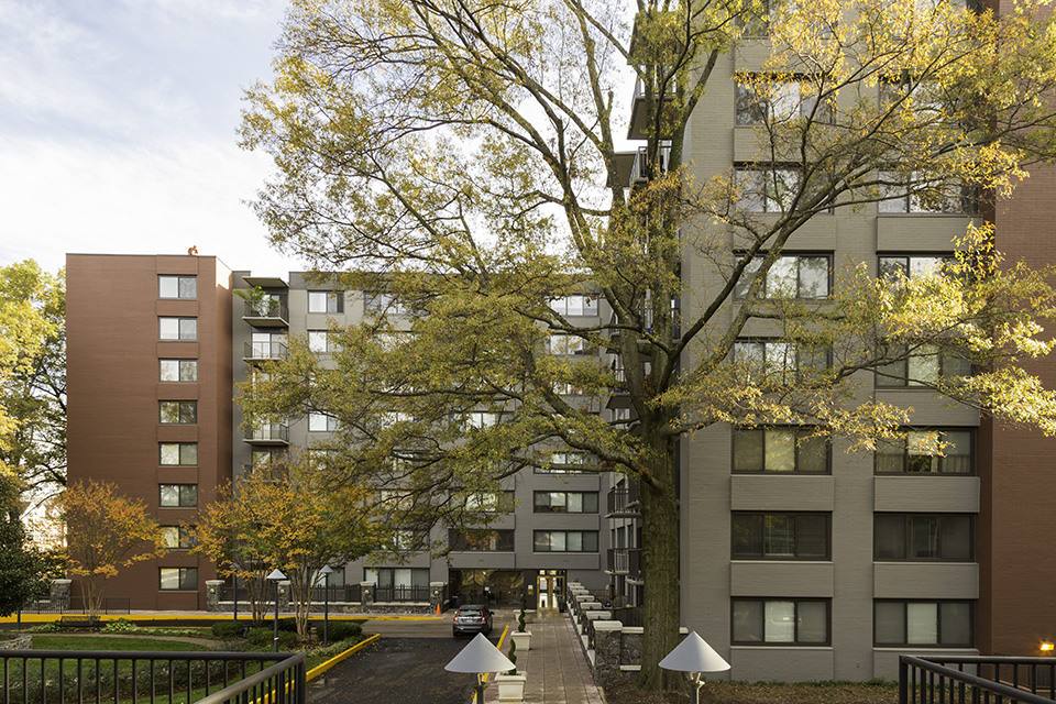 Apartment for rent at Alister Arlington Ridge, 2400 S Glebe Rd, Arlington, VA 22206