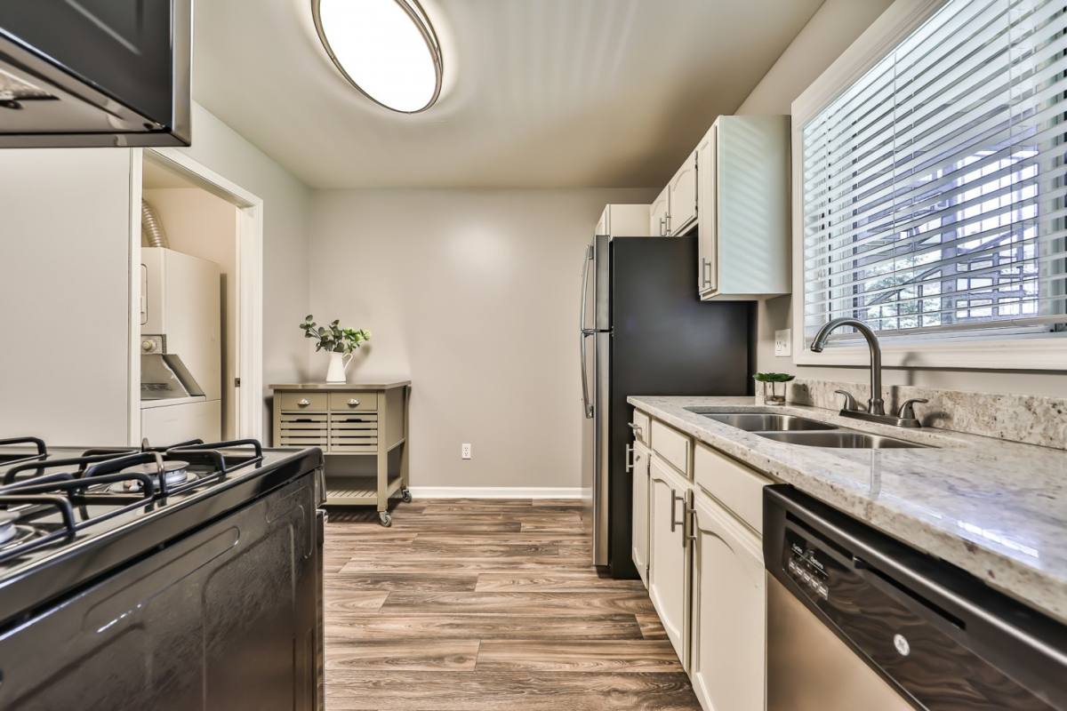 Apartment for rent at Ashford at Geneva, 390 Brittany Court, Geneva, IL 60134