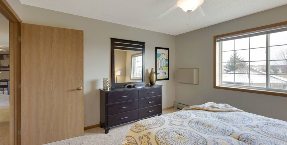 Apartment for rent at The Preserve at Commerce, 13600 Commerce Blvd, Rogers, MN 55374