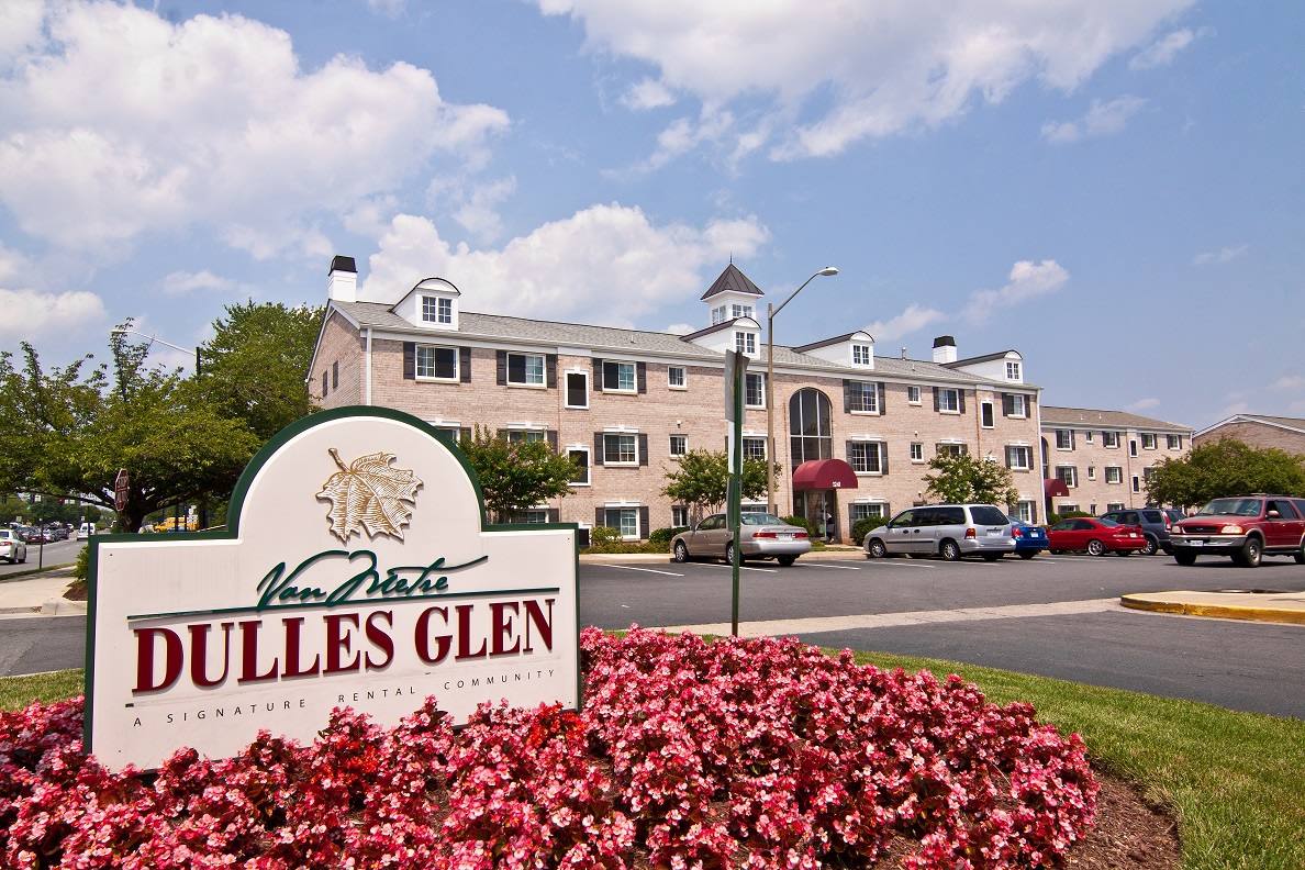 Apartment for rent at Dulles Glen, 1265 Elden St, Herndon, VA 20170