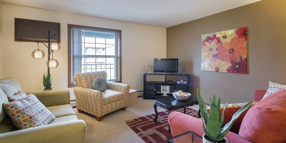 Apartment for rent at Evans Meadows, 341 Evans Ave NW, Elk River, MN 55330