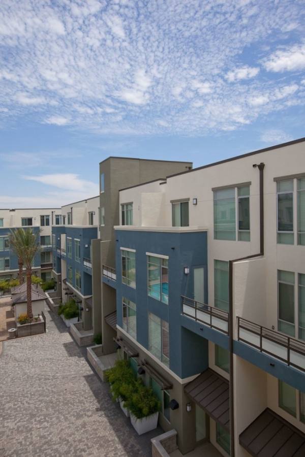 Townhouse for rent at Forty55 Lofts, 4055 Redwood Ave, Los Angeles, CA 90066