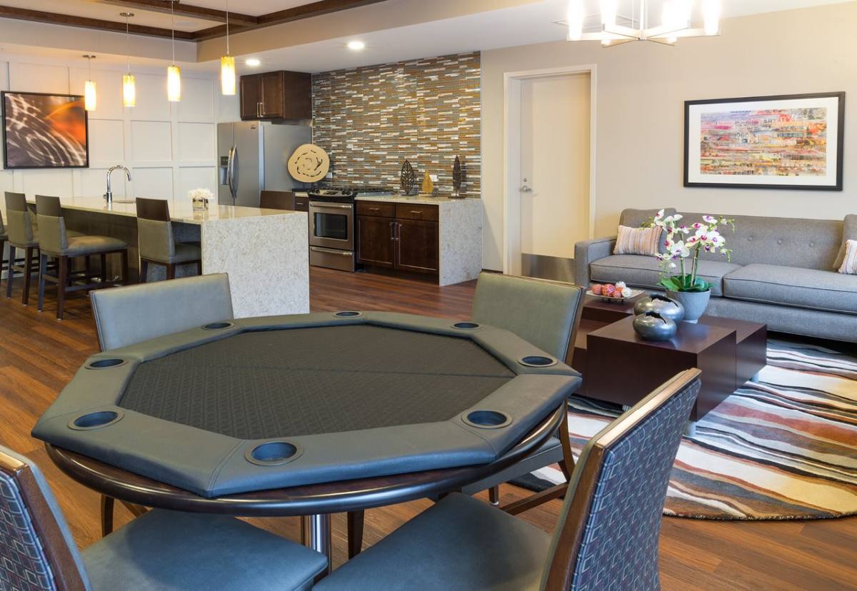 Apartment for rent at Elmhurst 255, 255 N Addison Ave, Elmhurst, IL 60126