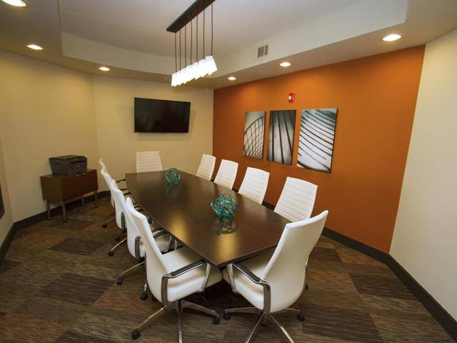 Apartment for rent at The Residences at Park Place, 5280 W 115th Place, Leawood, KS 66211
