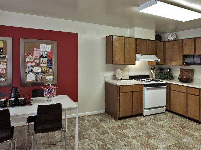 Apartment for rent at Woodbridge Station, 1400 Eisenhower Circle, Woodbridge, VA 22191