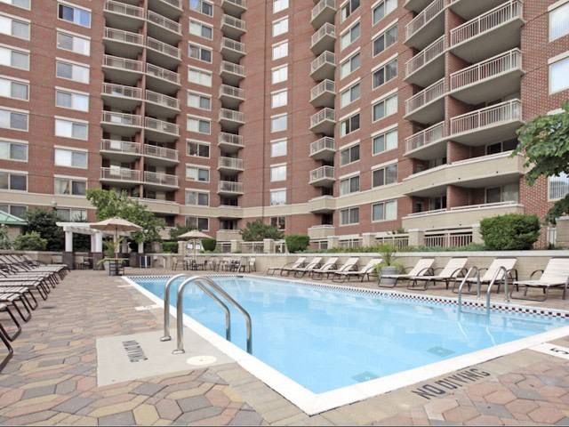 Apartment for rent at Quincy Plaza, 3900 Fairfax Dr, Arlington, VA 22203