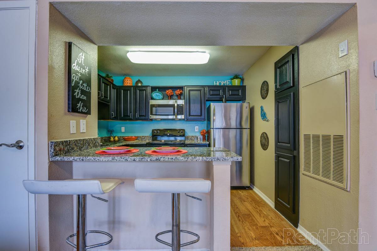 Apartment for rent at Heritage at Valley Ranch, 9805 N Macarthur Blvd, Irving, TX 75063