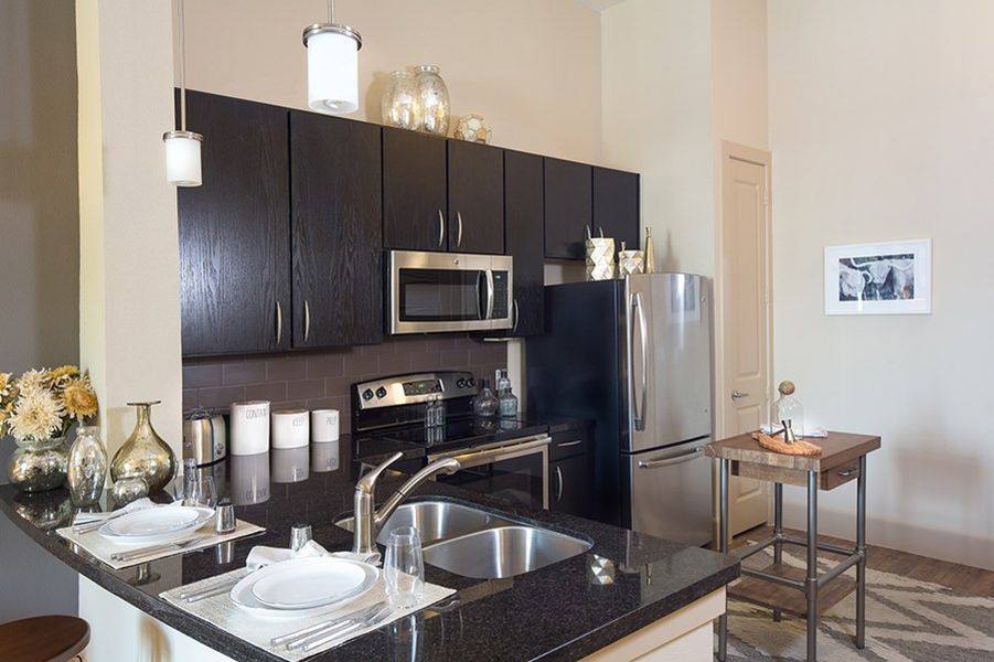 Apartment for rent at District at Washington, 230 Tc Jester Blvd, Houston, TX 77007