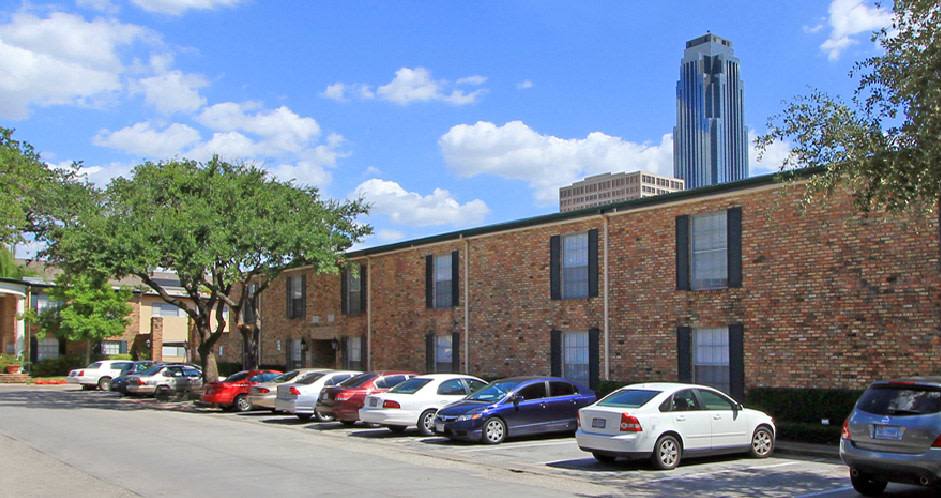 Apartment for rent at Plantation, 2425 Sage Rd, Houston, TX 77056