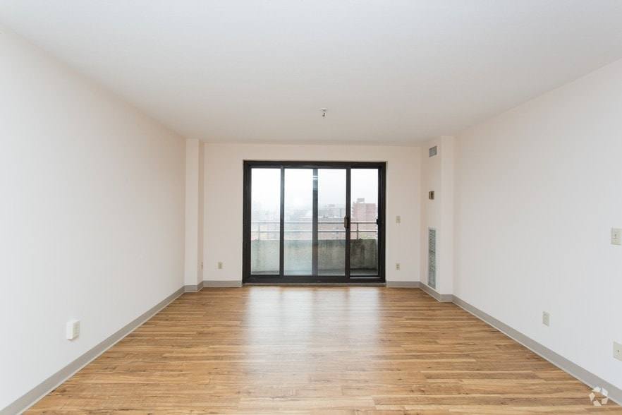 Apartment for rent at Pleasant Plaza, 36 Dartmouth St, Malden, MA 02148